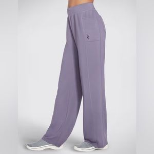 (m)❗️SOLD❗️Sketchers Purple Wide Leg Comfy lounge Pants